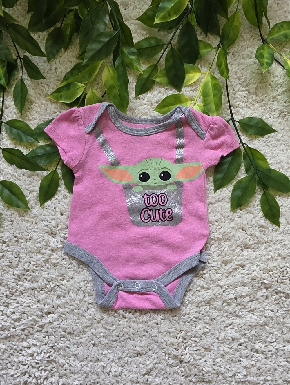 Baby Girl Baby Yoda (Grogu) Onesie (0-3 Months)
